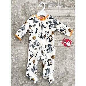 Peanuts Snoopy Footies/Onesie Size 6-9Months New w/Tag